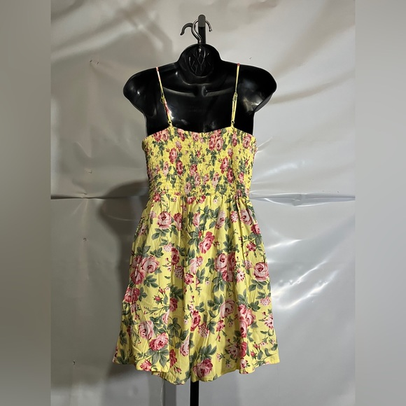 Women’s Floral Cami Romper Size Large - Picture 2 of 2